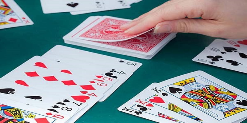 Chơi game bài phỏm đầy kịch tính và hấp dẫn