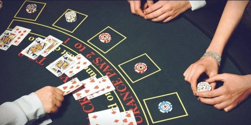 Thuật ngữ thường gặp trong game Blackjack là gì